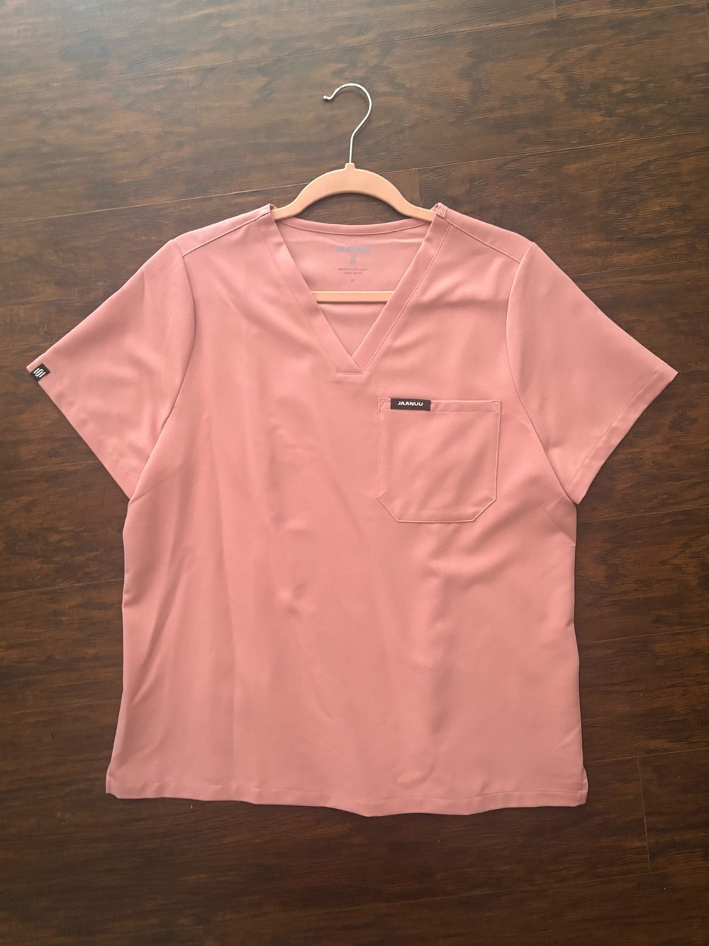 Jaanuu Size Medium Top
